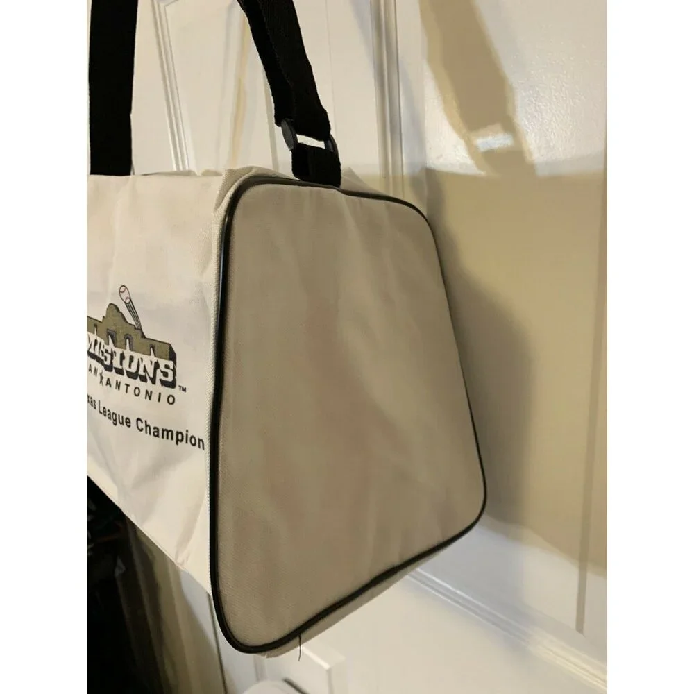 Vintage San Antonio Missions Texas League Champions 2002 Baseball Duffel Gym Bag